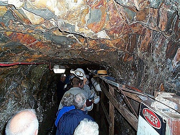 mine-long-tunnel-mine-Walhalla.jpg