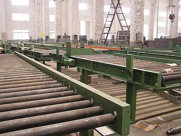 conveyors-in-assembly-area.jpg
